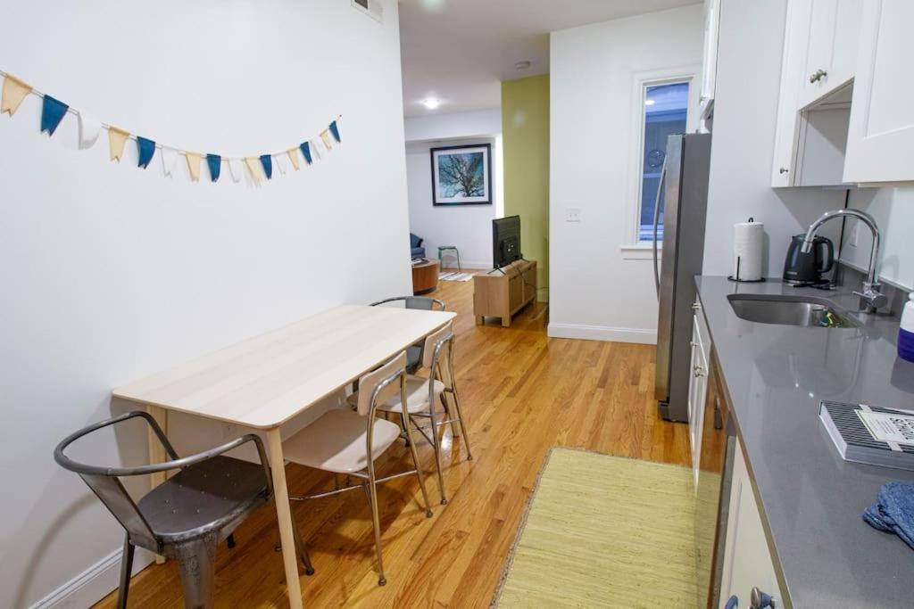 4Br 1,5Bh Sunny Apt In Roxbury Boston Quarto foto